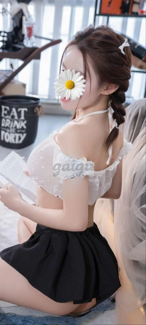 Reup: Ngân Andrea _ Gái xinh, thân hình bốc lửa