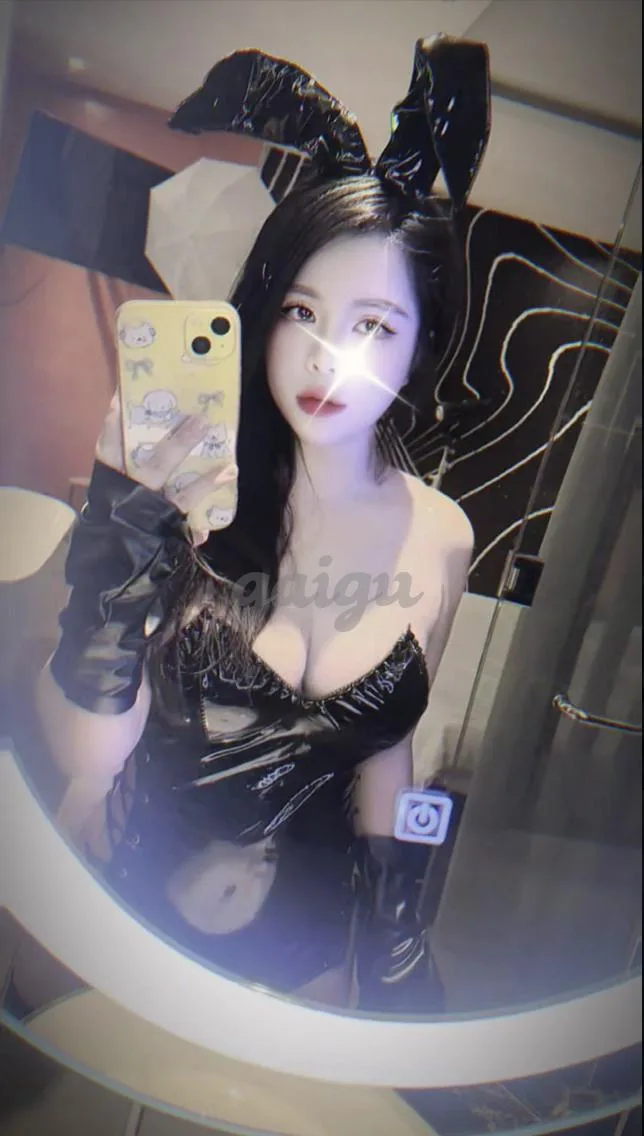 ❤️ Na Na ❤️ mặt xinh , vú to , body nuột