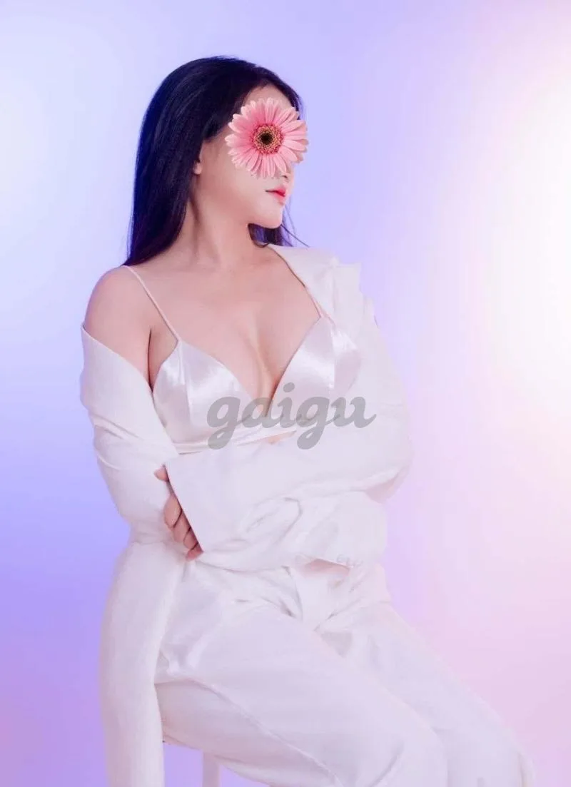 ❤️ Tú Quỳnh ❤️ Dâm dâm ngọc nữ - sexy khiêu gợi đa tình