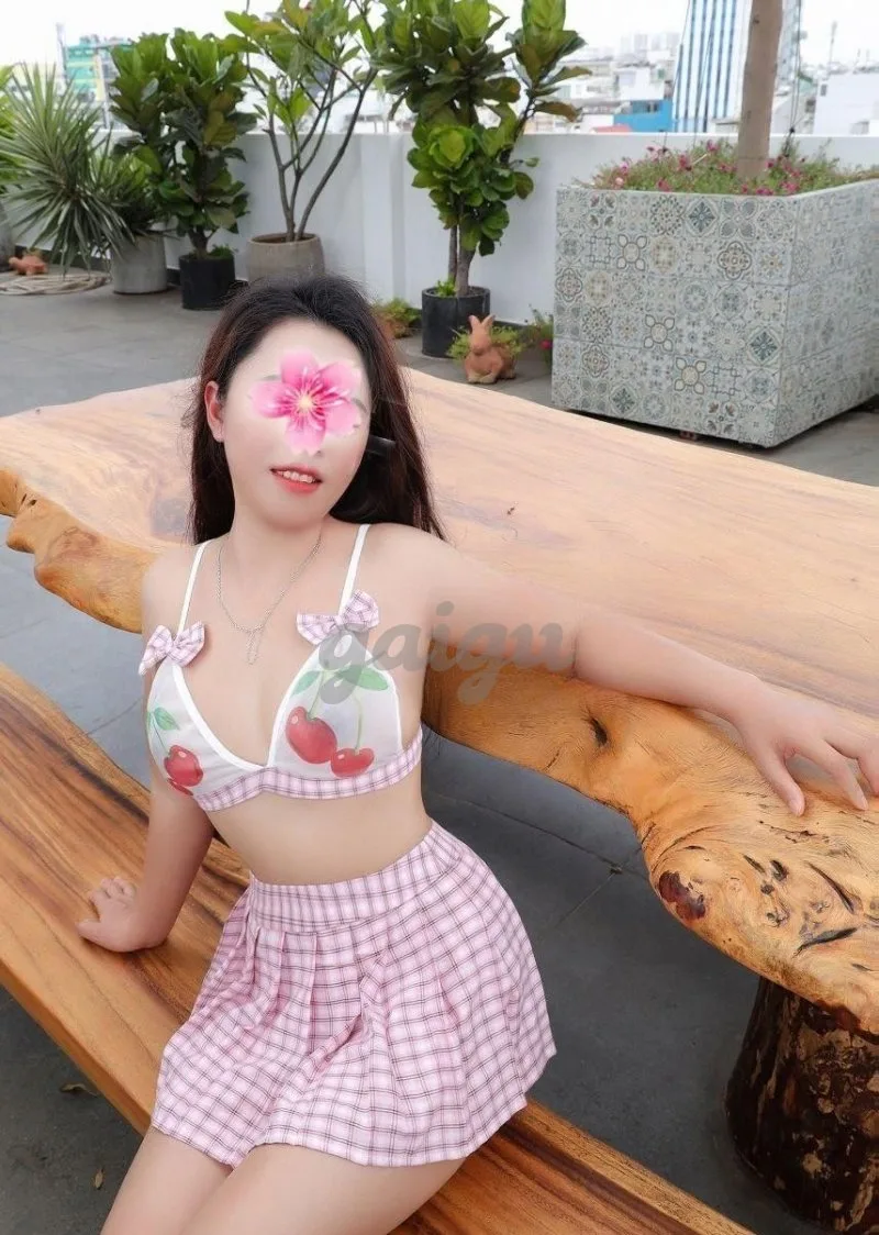❤️ KHÁNH VÂN - Dâm thần nữ chiều khách - làm tình phê