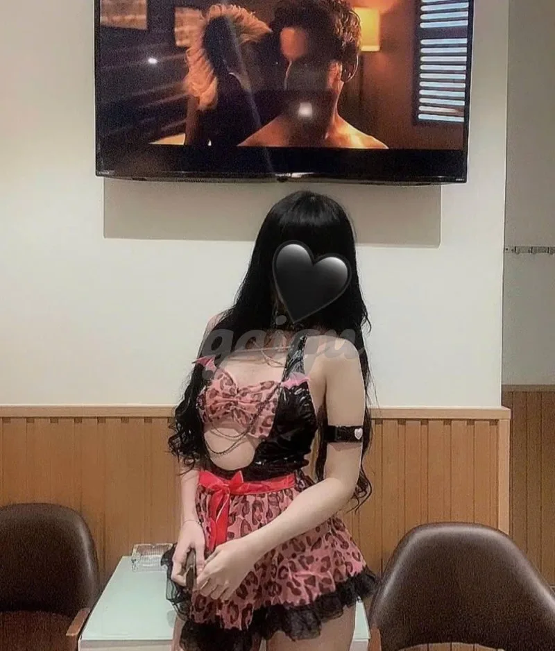 TÔ BẢO NHI 2K1 - THÍCH COSPLAY - dâm ngon dáng dây siêu yêu