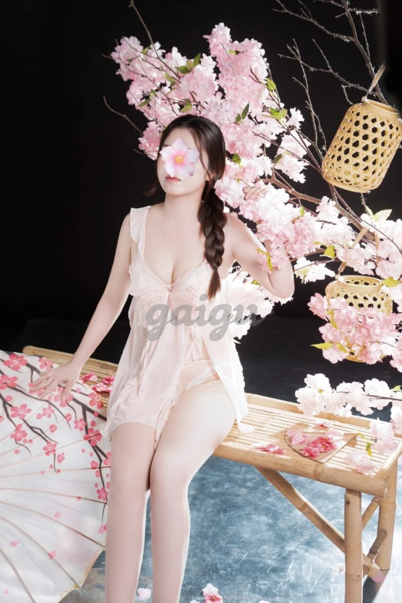 Bé Mỹ Linh - Siêu Mẫu Tình Dục, Body Cực Căng Đỉnh Cao Phân Khúc