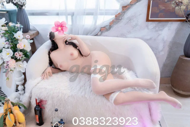 QUỲNH ANH_ XINH DÂM LÀM TÌNH CHUYÊN NGHIỆP