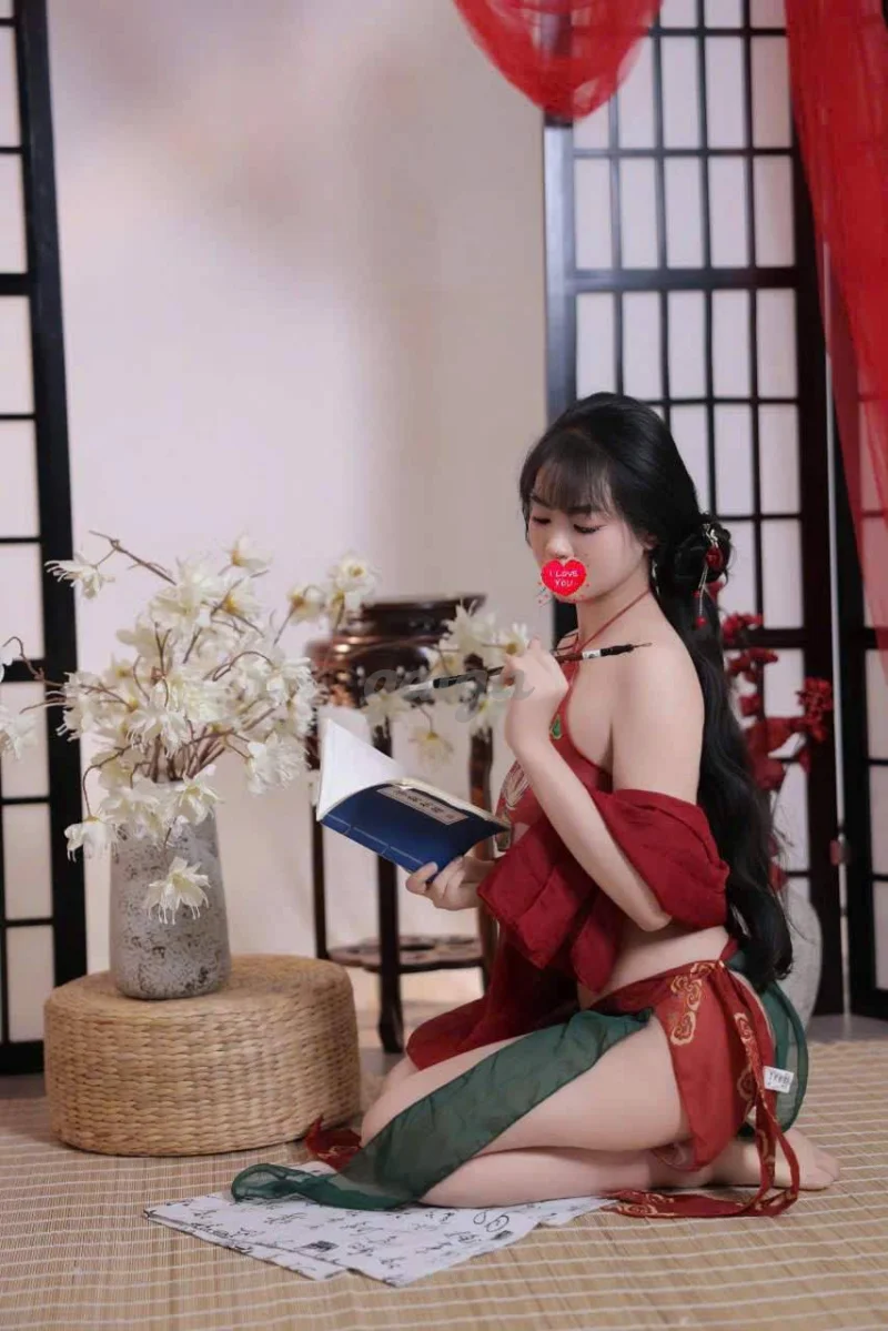 Thy Thy _ Body gợi cảm, làm tình cực phê