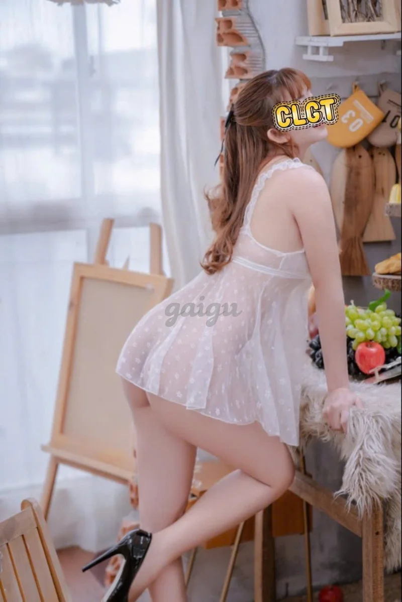 Thảo Nhi_ Gái xinh chiều khách, làm tình cực dâm