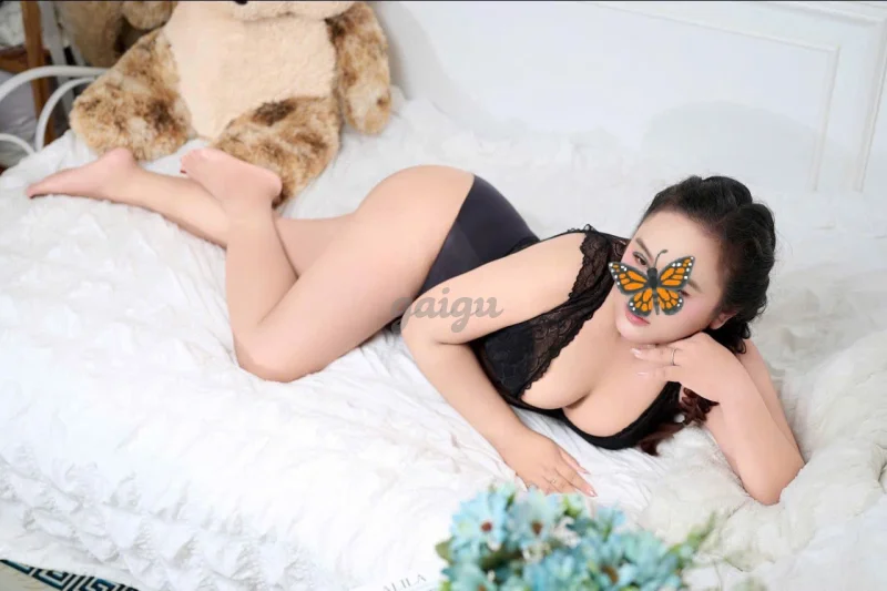 Bảo. Ngọc thủ Đức