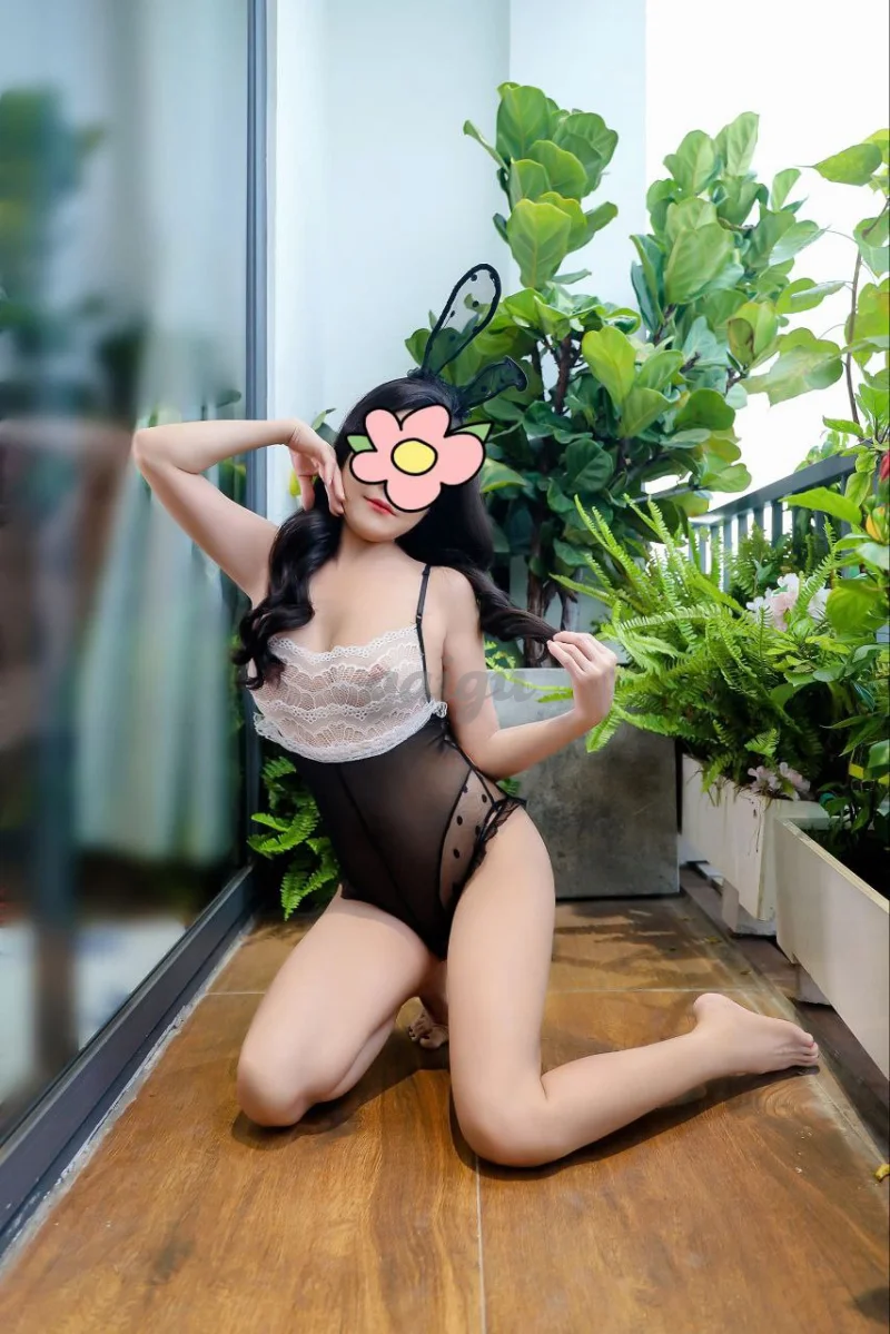 Thiên Kim⭐XINH ĐẸP VÚ BỰ MỘNG NƯỚC CHIỀU CHUỘN