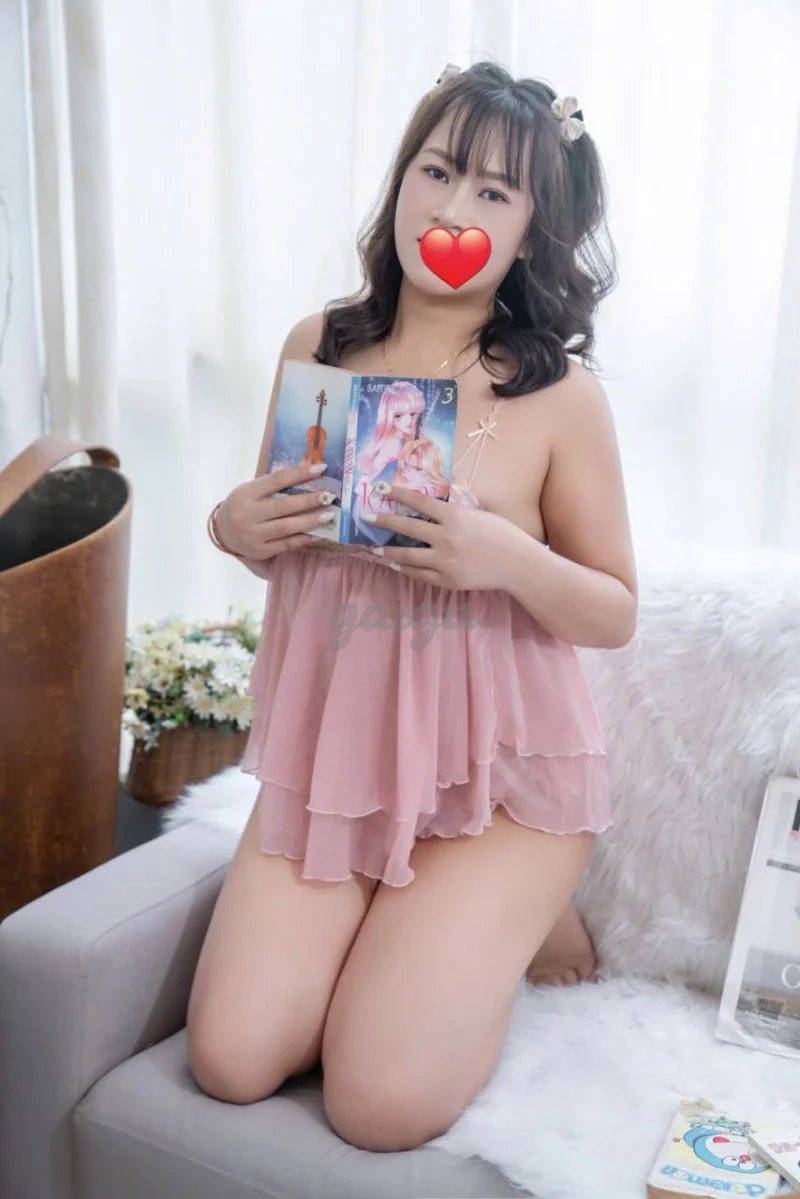 Gia Hân_ Gái dâm chiều khách, làm tình cực đã