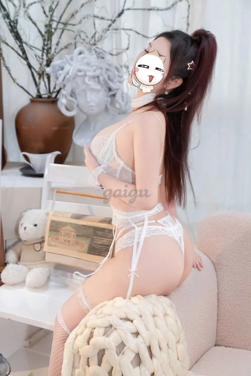 HEO CUTE - Dâm thần nữ chuyên nghiệp - dễ thương cực kỳ