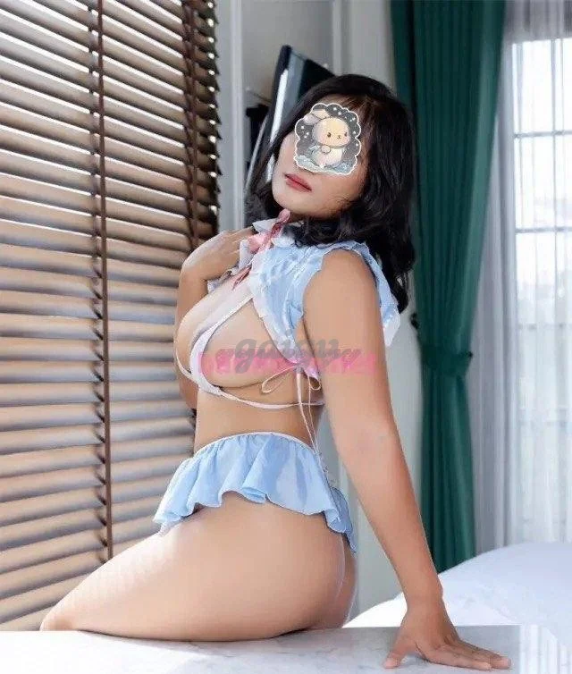 Hà Linh - Vú to, Bướm múp, làm tình bảo phê