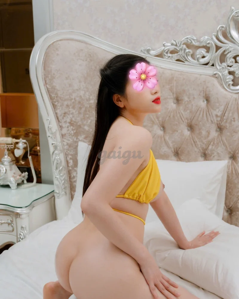 Quỳnh An ❤️ Mặt Xinh Da Trắng Chiều Ae Hơn Gấu Ở Nhà
