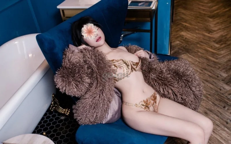 ❤️Yến Nhi❤️Xinh, Trắng, Body Bốc Lửa