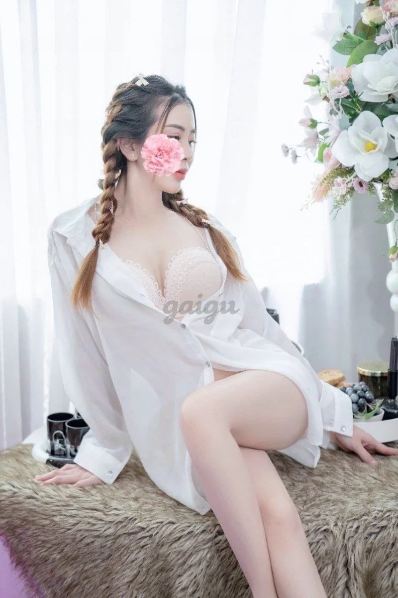❤️ BÀI CÓ CLIP❤️ BÉ BẢO NGỌC MẶT DÂM BODY CỰC ĐÃ DÁNG CAO DA TRẮNG MÁT XA BÚ CU ĐỈNH