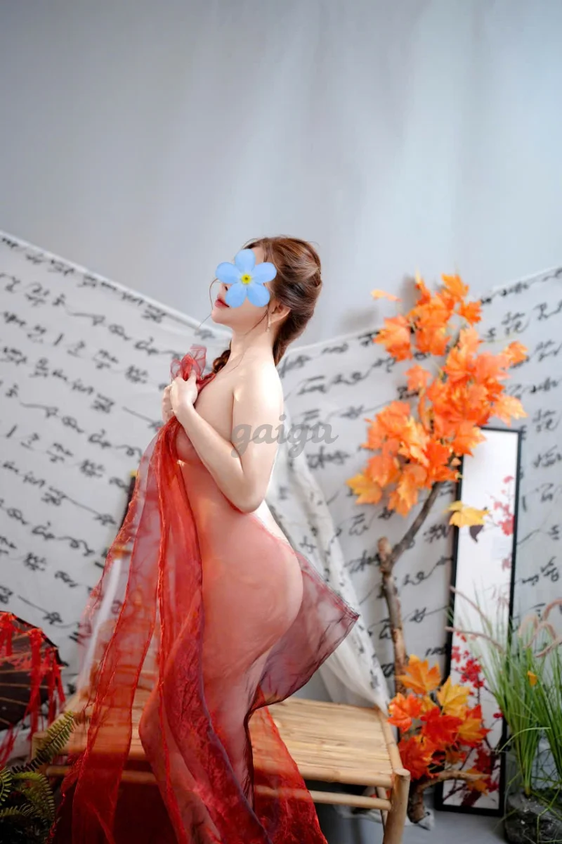Phương Thảo - Gái Miền Nam Girl Xinh Đáng Yêu - Body Mượt Mà - Tình Cảm Quyến Rũ