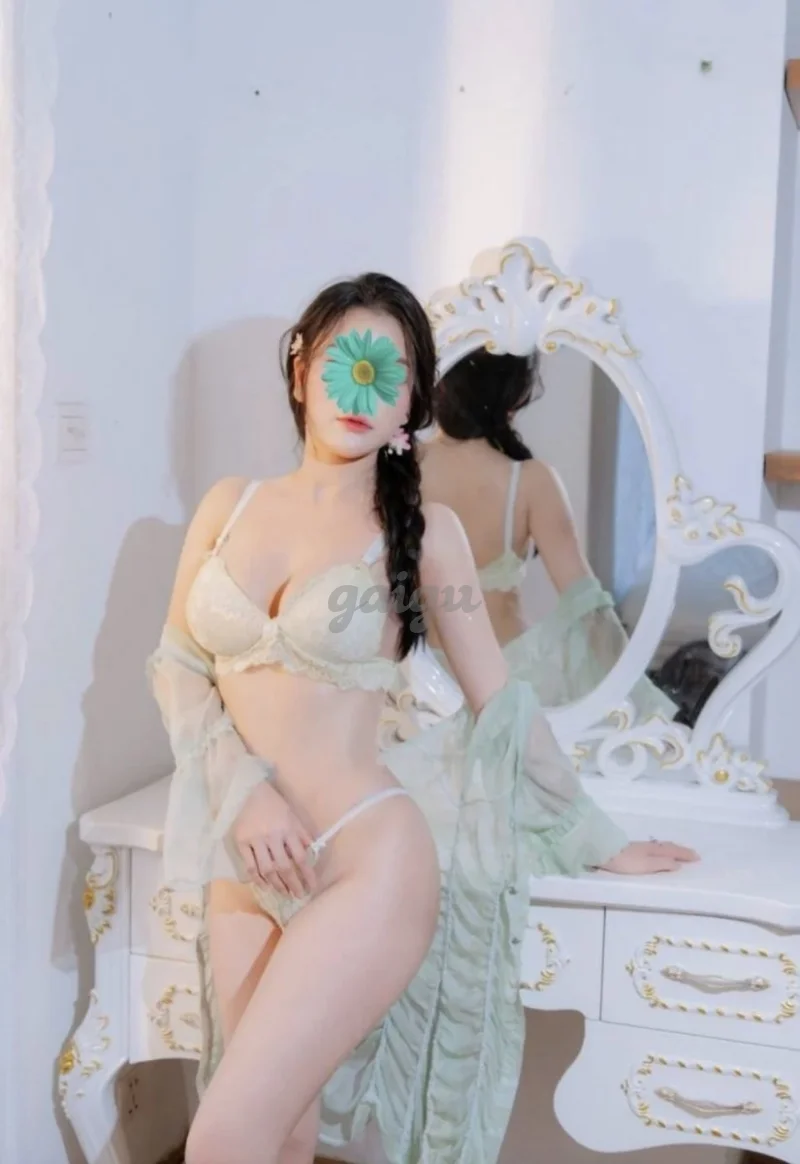 HÀ TRANG - BODY NÓNG BỎNG- SEXY QUYẾN RŨ - KỸ NĂNG THẦN DÂM - VÚ TO BÍM KHÍT E CHIỀU CHUỘNG NHIỆT TÌ
