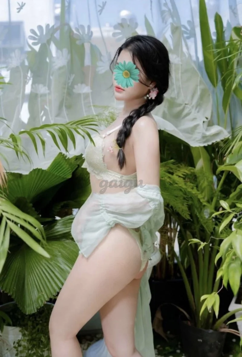HÀ TRANG - BODY NÓNG BỎNG- SEXY QUYẾN RŨ - KỸ NĂNG THẦN DÂM - VÚ TO BÍM KHÍT E CHIỀU CHUỘNG NHIỆT TÌ