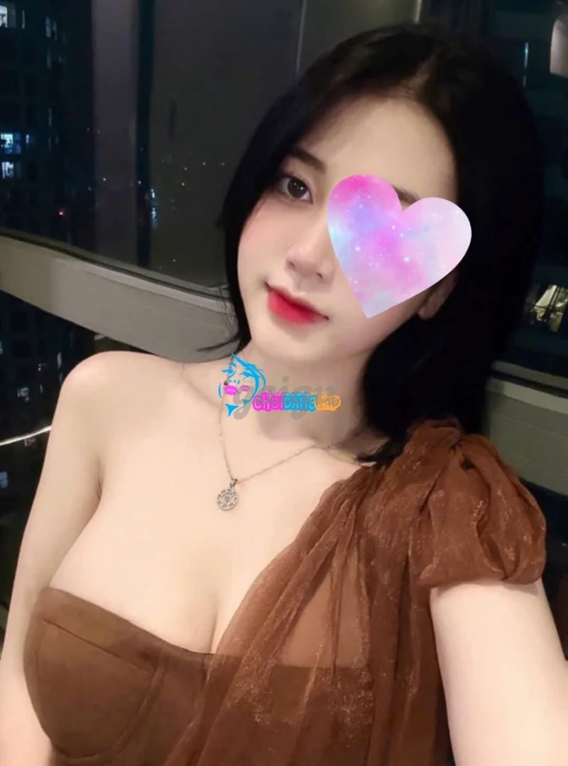 HÀ ANH ♥♥ VÚ TO TRÒN – BƯỚM KHÍT