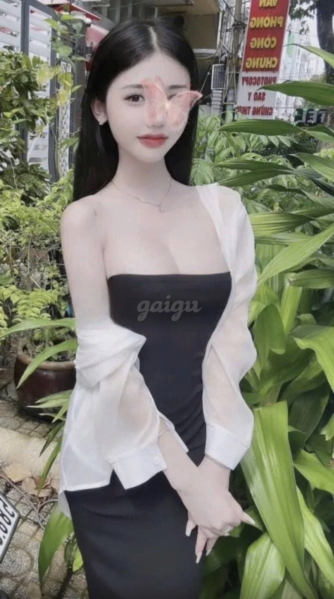 BÉ BỐNG -HOTGIR MỚI LỚN - XINH TRẺ BIẾT CHIỀU - BÍM MÚP CỰC KHÍT