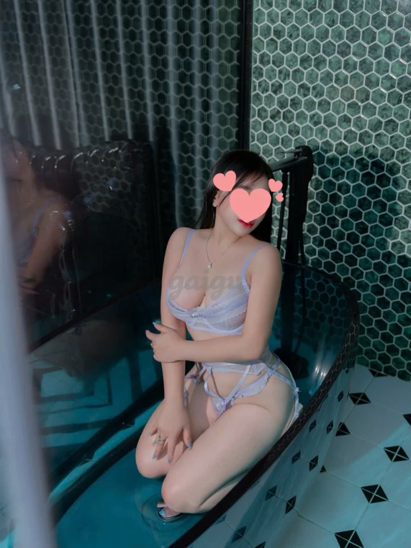BÉ SAM - CỰC PHẨM XINH XẮN TRẮNG TRẺO - LÀM TÌNH BÚ LIẾM ĐỈNH