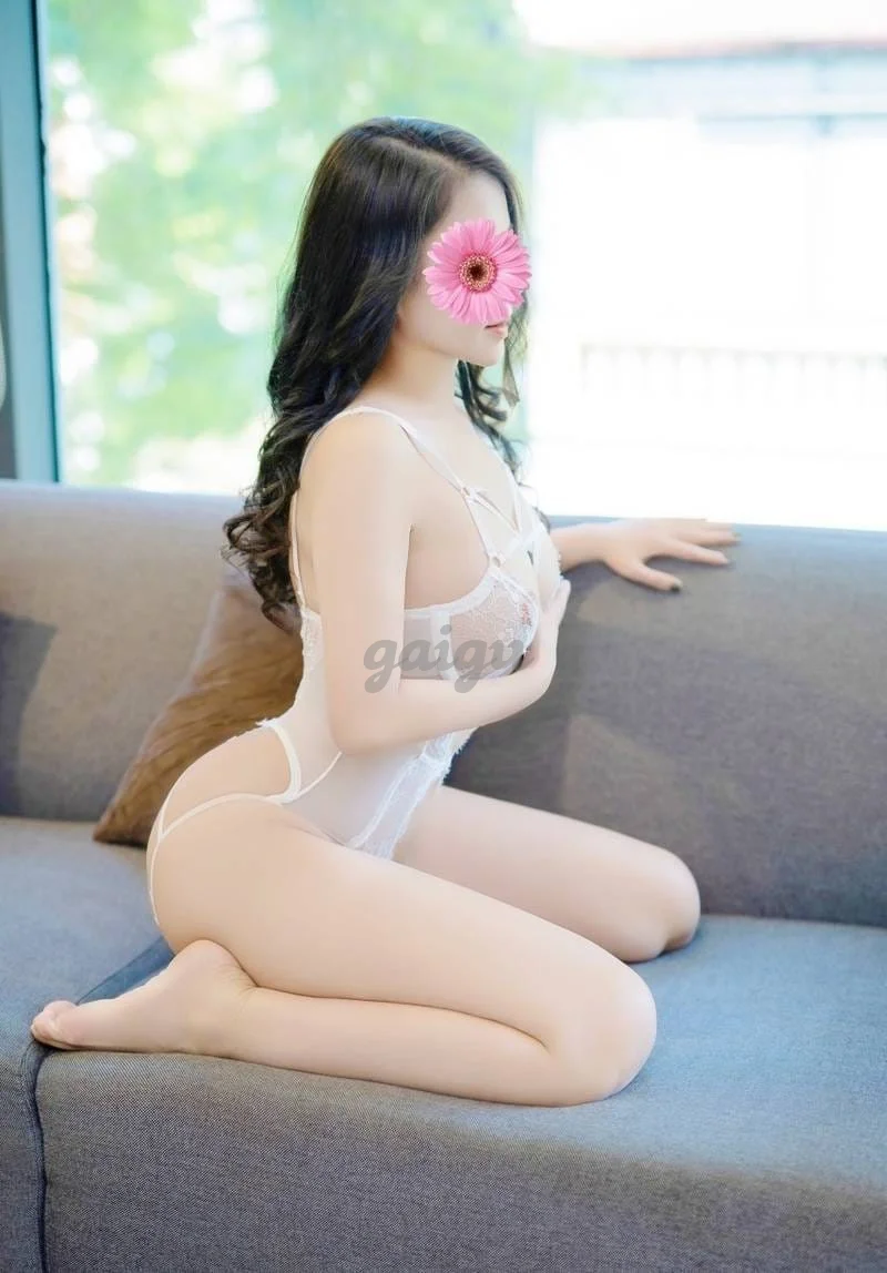 Phương thảo - Dâm Đãng Chiều Khách, Làm Tình Điêu Luyện, Điện Nước Đầy Đủ