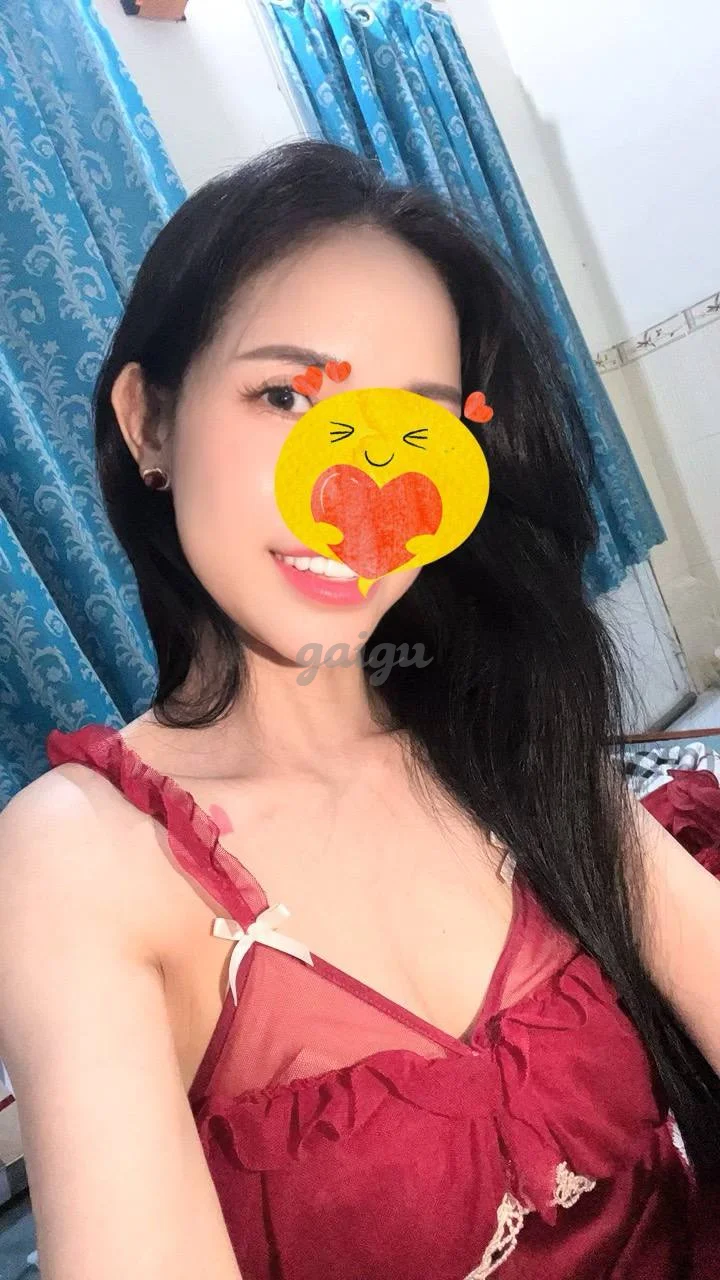KIỀU ANH GIRL DÁNG NHỎ XINH KUTE,VÚ NGON, DA TRẮNG, ĐÁ BJ SƯỚNG HẾT NẤC