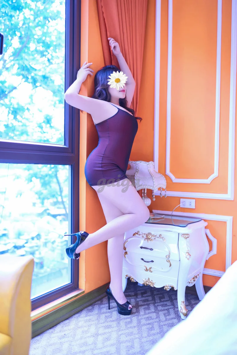 PHƯƠNG THẢO - MŨM MĨM - XINH DUYÊN TÌNH CẢM - CỰC CHIỀU KHÁCH