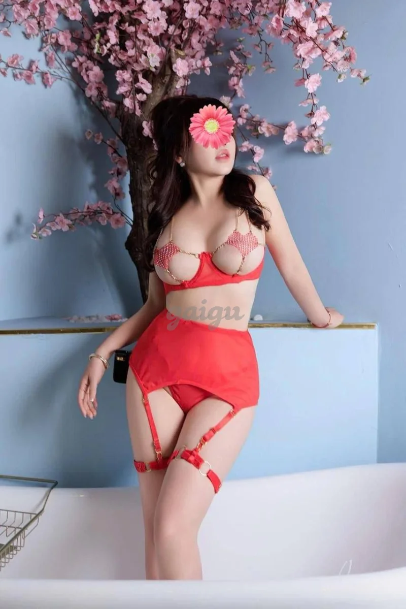 NHƯ Ý BODY BỐC LỬA, CĂNG ĐÉT, ĐỘ DÂM TRÊN GIƯỜNG VÔ ĐỐI,PHÊ TỚI NÓC CÙNG EM