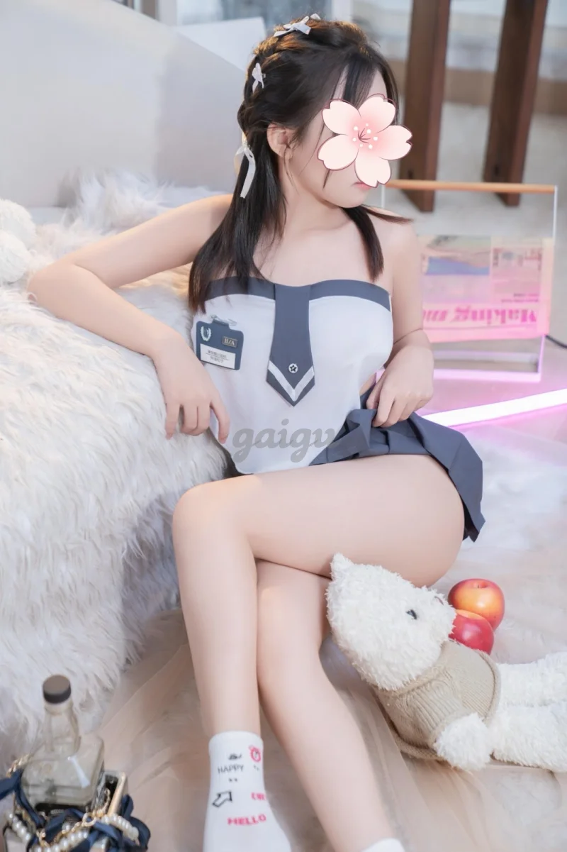 ❤️ÁI VY - 2K7❤️GÁI MỚI LỚN, XINH, NON XANH TƯƠI MƠN MỞN