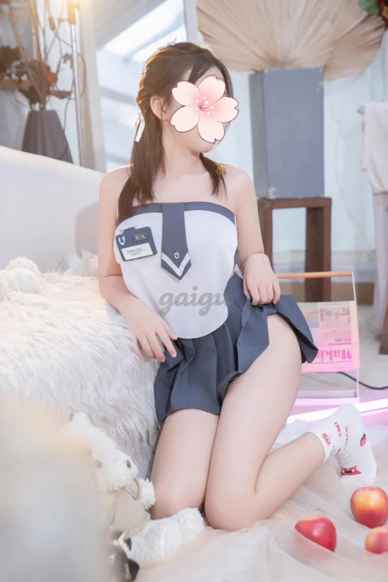 ❤️ÁI VY - 2K7❤️GÁI MỚI LỚN, XINH, NON XANH TƯƠI MƠN MỞN