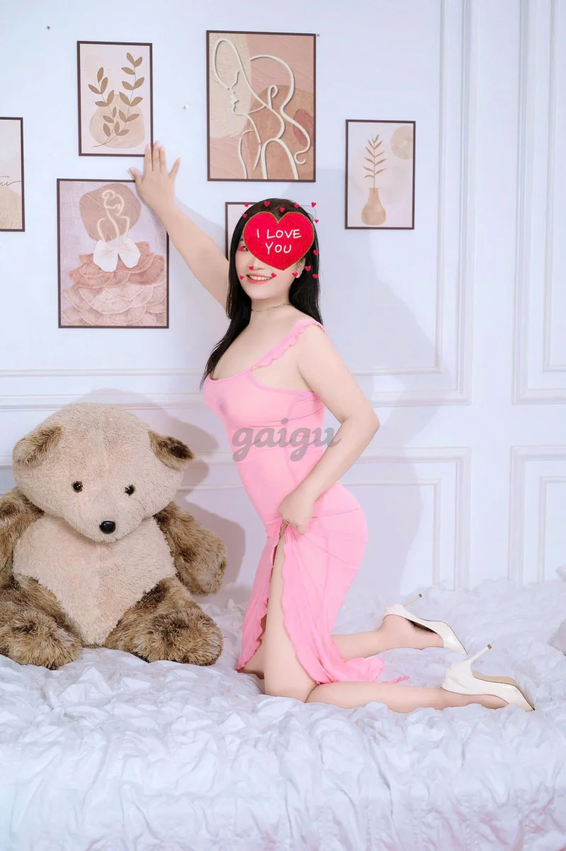 .Kiều Trang cô giáo tình dục