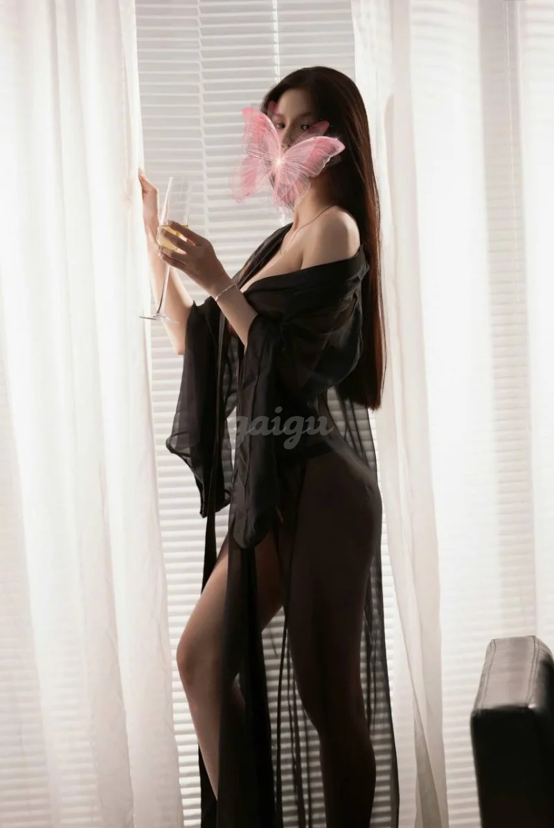 ❤️TIỂU VY ❤️ MASSAGE - DỄ THƯƠNG - CHIỀU KHÁCH