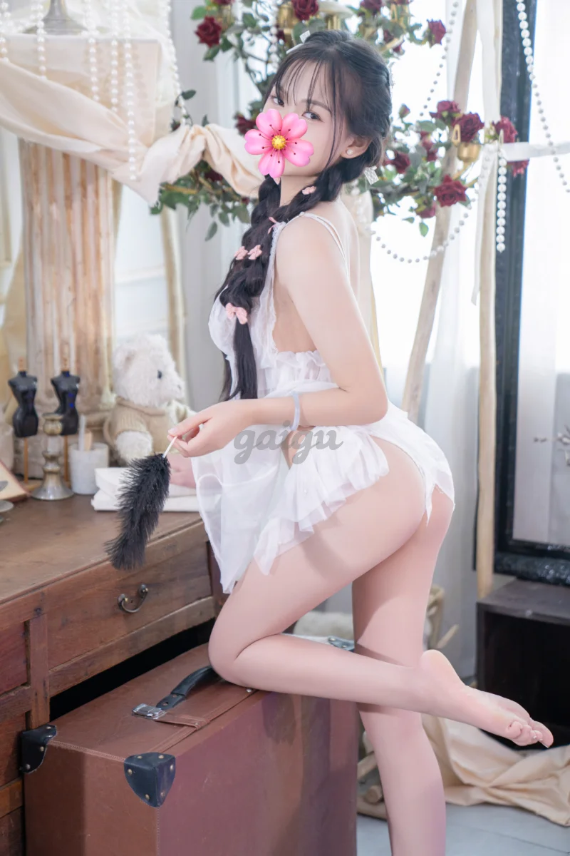 TIỂU BỐI 165cm XINH XẮN, NGỰC ĐẸP, DÁNG CHUẨN DỊU DÀNG