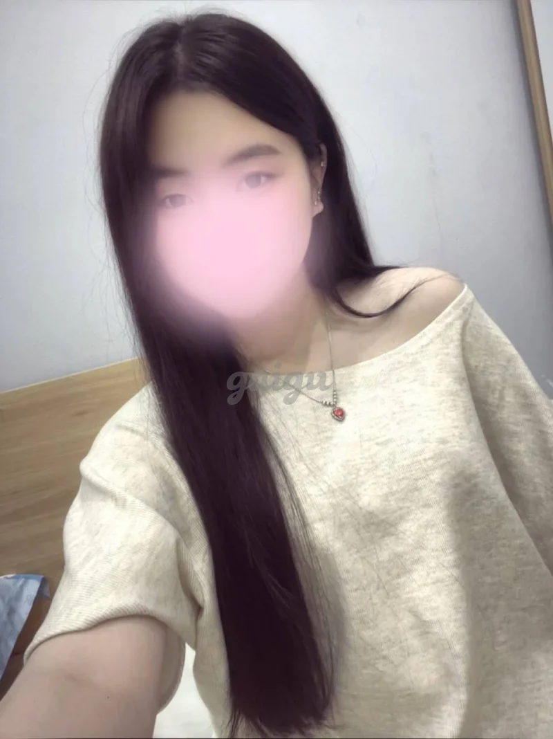Tina- em hàng tươi xanh, mới phá trinh đi làm !!!