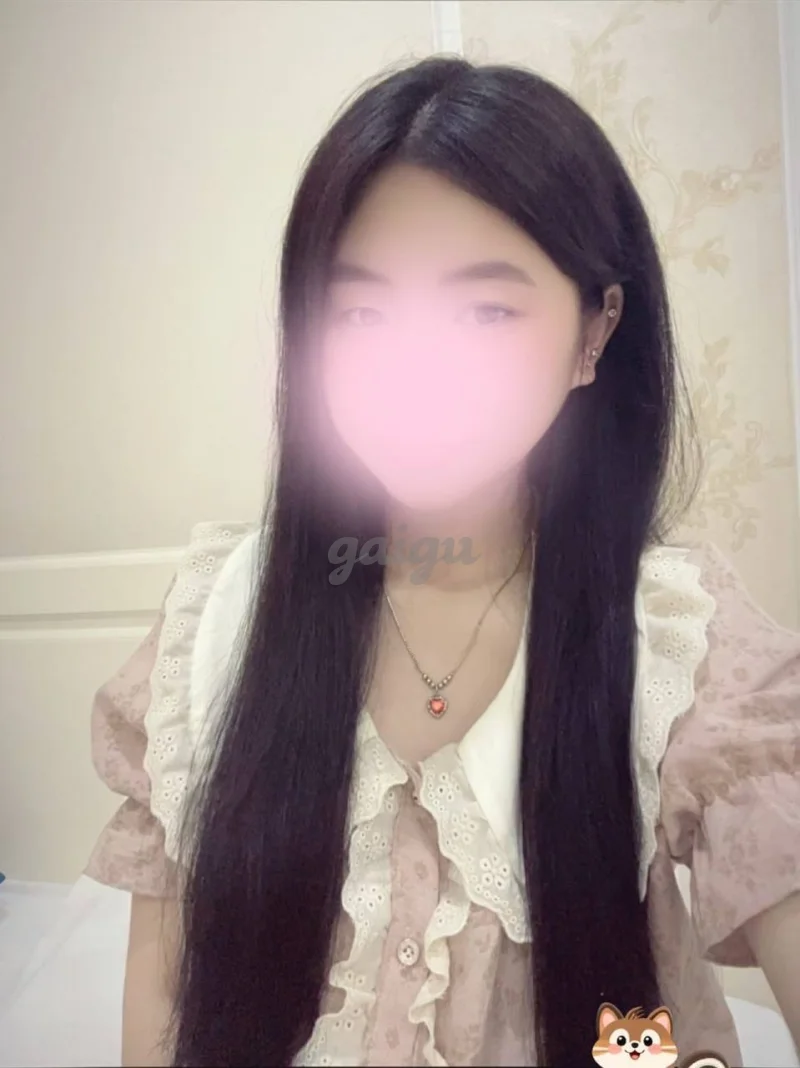Tina- em hàng tươi xanh, mới phá trinh đi làm !!!