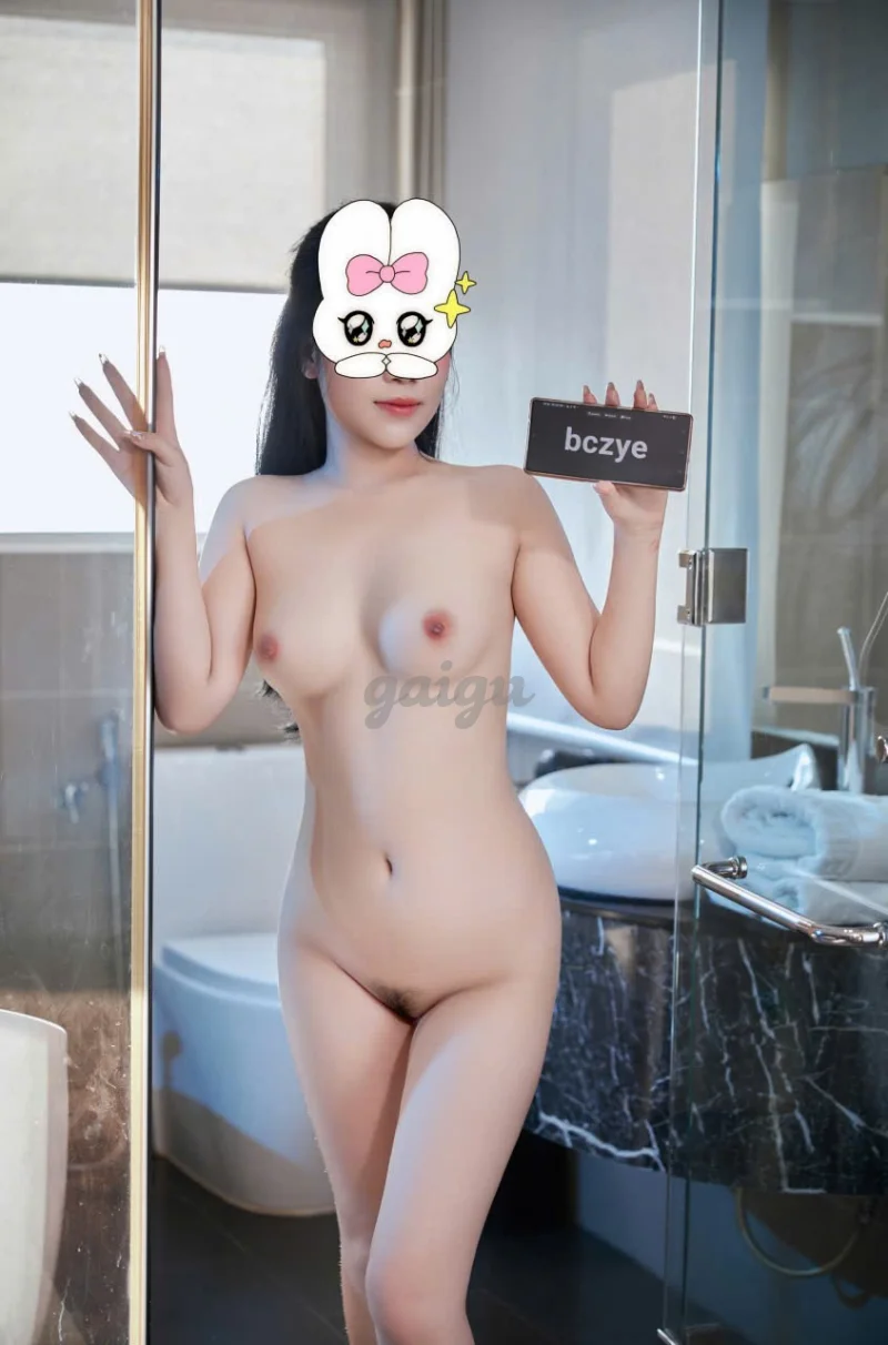 [VIP] ⭐Quỳnh Anh 2k Xinh Đẹp Vú Real Tươi Ngon Body Nuột Nà Thơm Tho Bím Khít Rịch
