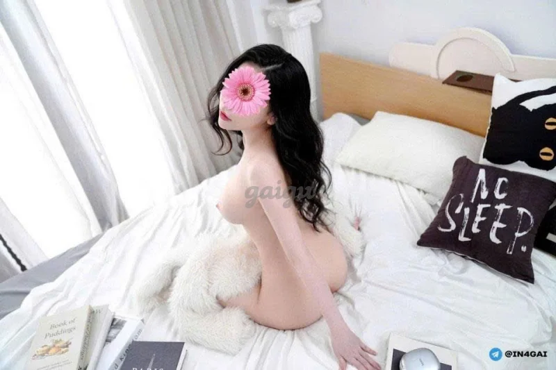 MINH THƯ_ XINH DÂM LÀM TÌNH CHUYÊN NGHIỆP