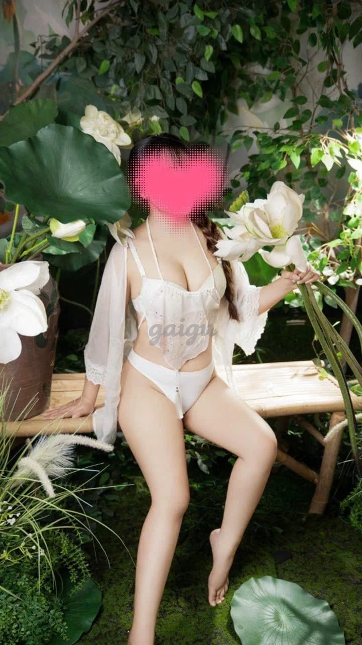 Bé linh 2k6 ngoan xinh yêu