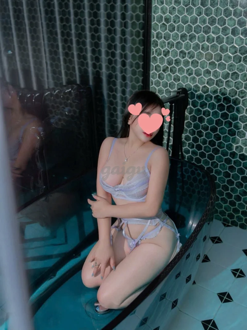 BÉ BUN - CỰC PHẨM XINH XẮN TRẮNG TRẺO - DÂM DÂM LÀM TÌNH GOOD