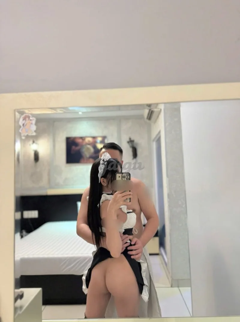 HOÀNG YẾN -♥️♥️♥️♥️ BODY NÓNG BỎNG ❤️ XINH NGOAN CHIỀU CHUỘNG NHƯ NGƯỜI YÊU - LIẾM MÚT CÁC KIỂU
