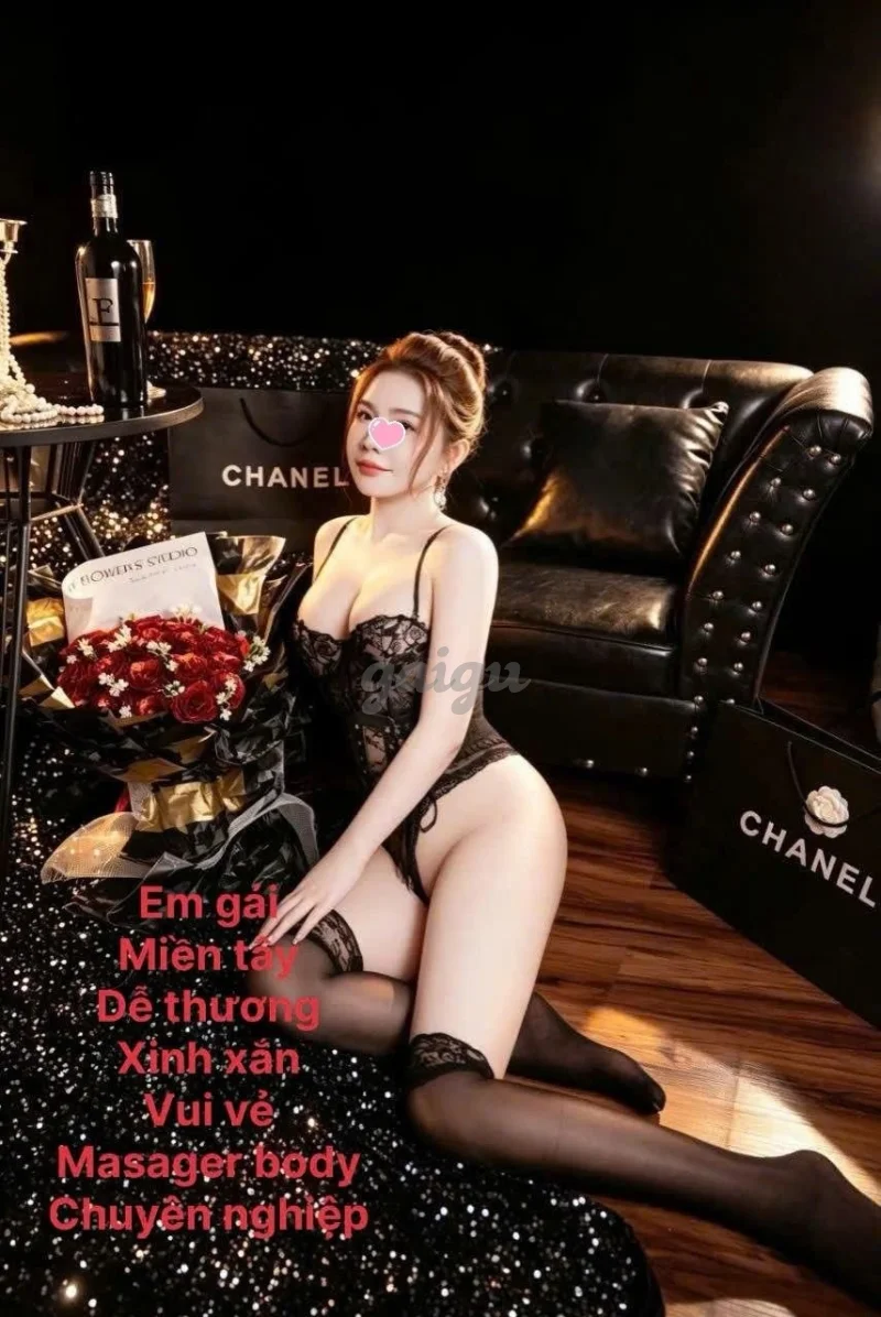 Linh Anh Girl Xinh Vú To Ngọt Ngào - Tình Cảm Quyến Rũ Say Mê
