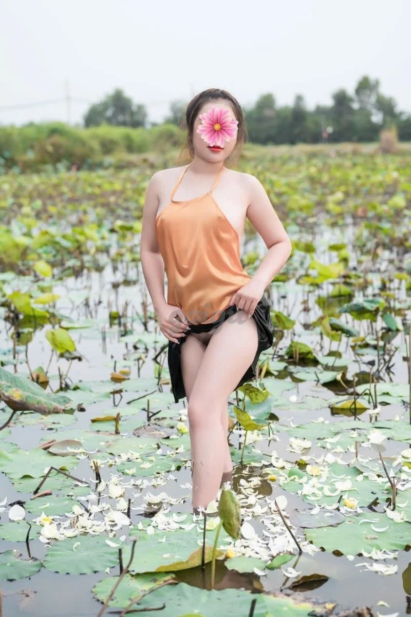 Thỏa Mãn Sung Sướng Cùng Em Hà My