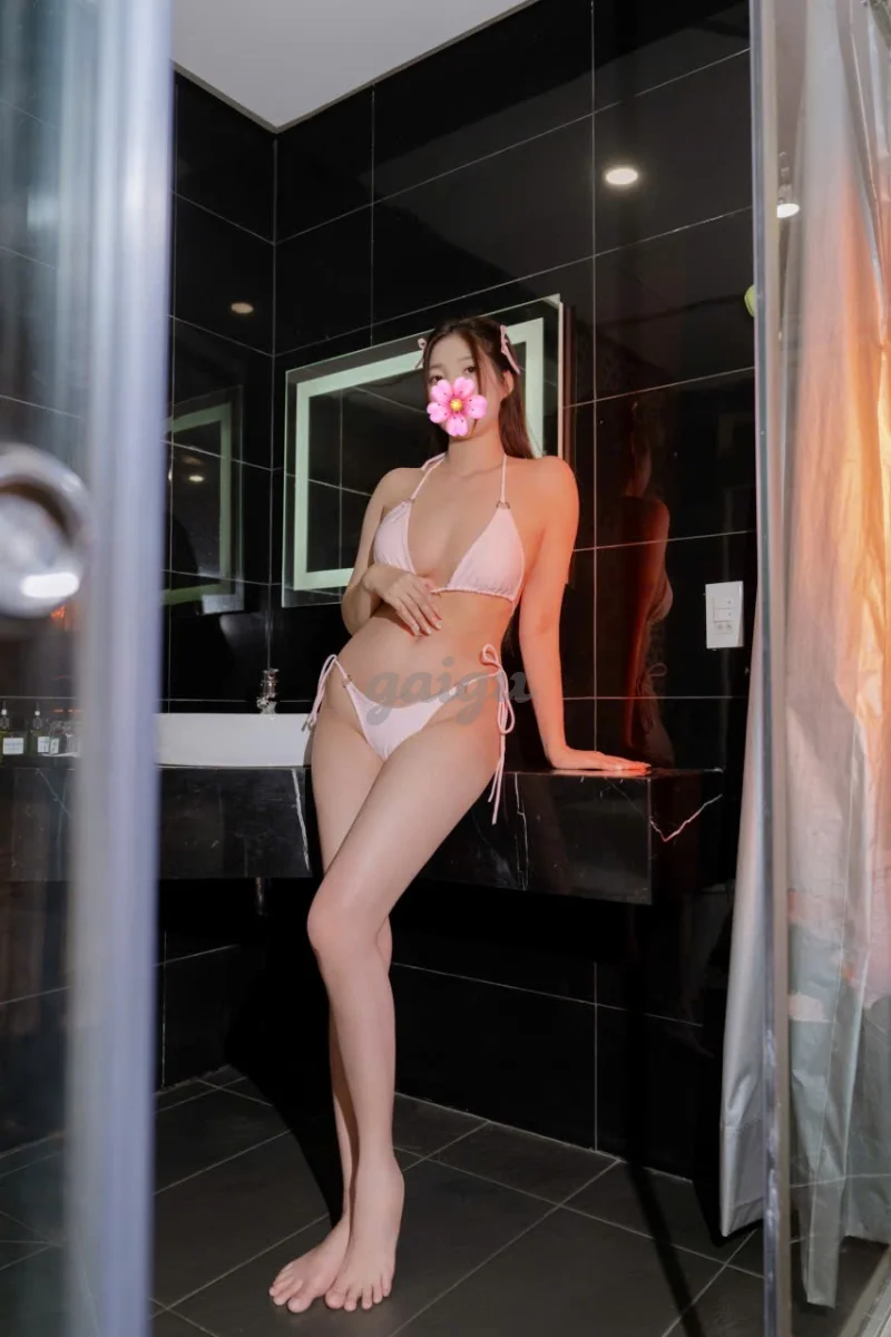 Phương Ly 170cm Ngọt Ngào Dáng Đẹp Cùng Kỹ Năng BJ Tuyệt Đỉnh -