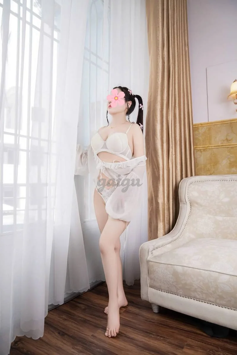 Linh Rim ❤️ HÀNG NGON SIÊU DÂM ❤️ DÁNG CHUẨN DA TRẮNG ❤️ HỒNG HÀO SIÊU TÌNH CẢM