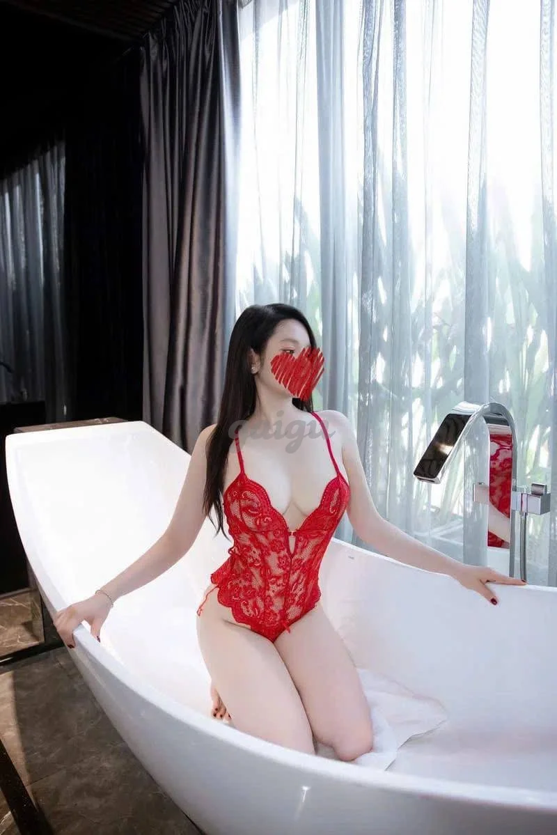 QUỲNH ANH_ XINH DÂM LÀM TÌNH CHUYÊN NGHIỆP