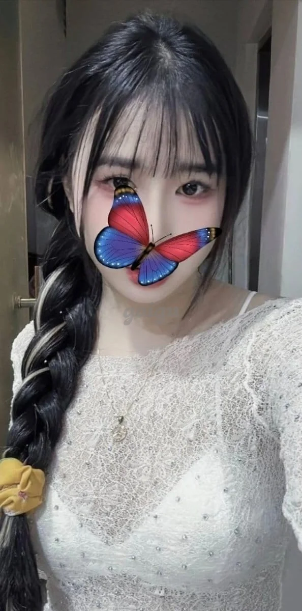 HUYỀN ANH - GÁI DÂM ĐÃNG - DÁNG NUỘT - NGOAN HIỀN CHIỀU KHÁCH - VÚ TO TRÒN MÔNG CONG - BƯỚM KHÍT HỒN