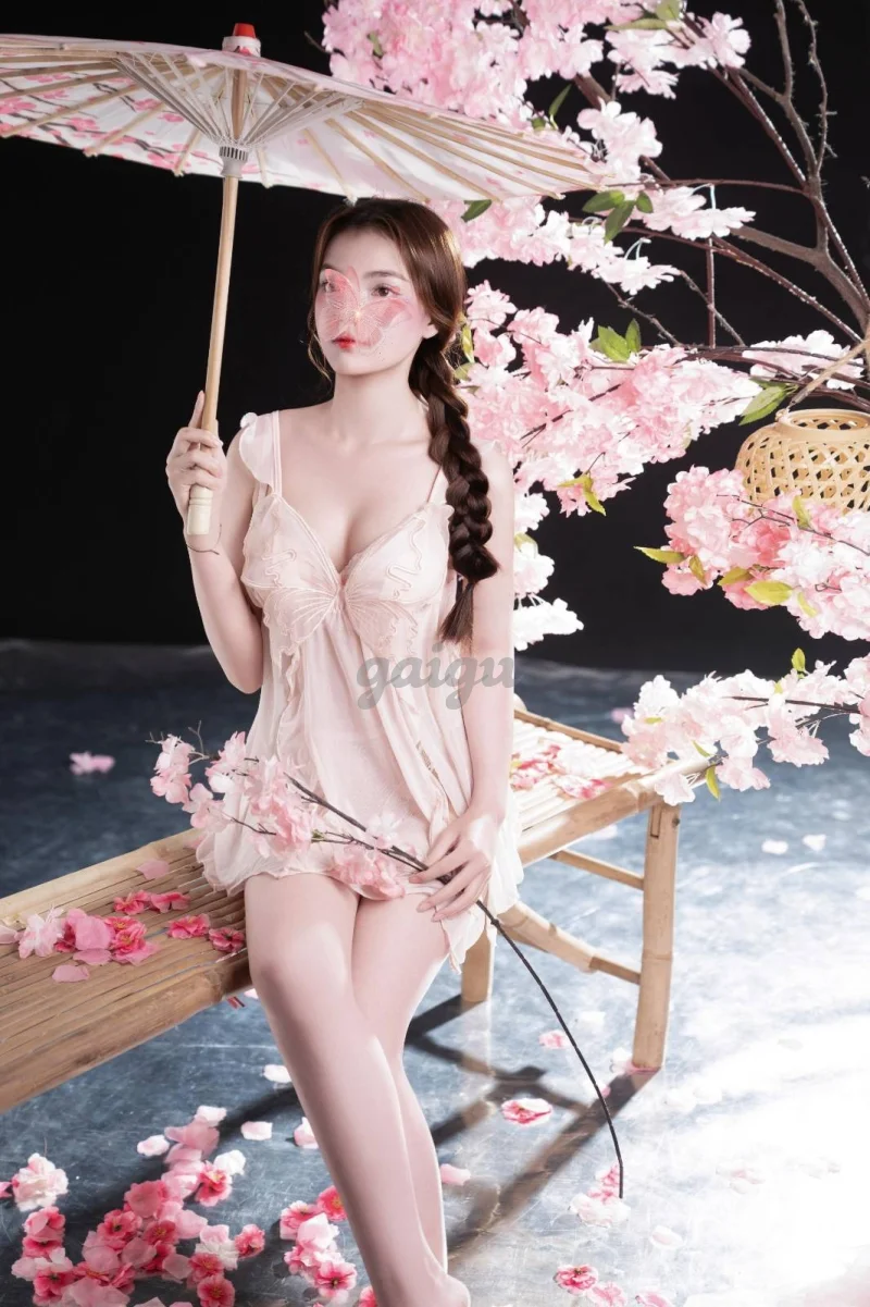 *BÉ TUỆ NHI 2k7 NHỎ NHẮN-XINH XẮN-DỄ THƯƠNG*