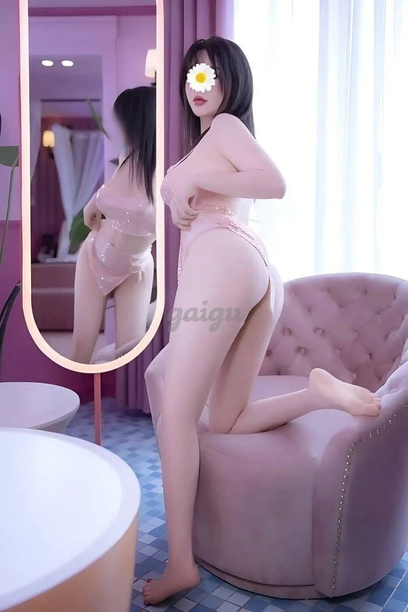 Trang Trang * XINH NGOAN LÀM TÌNH GIỎI *