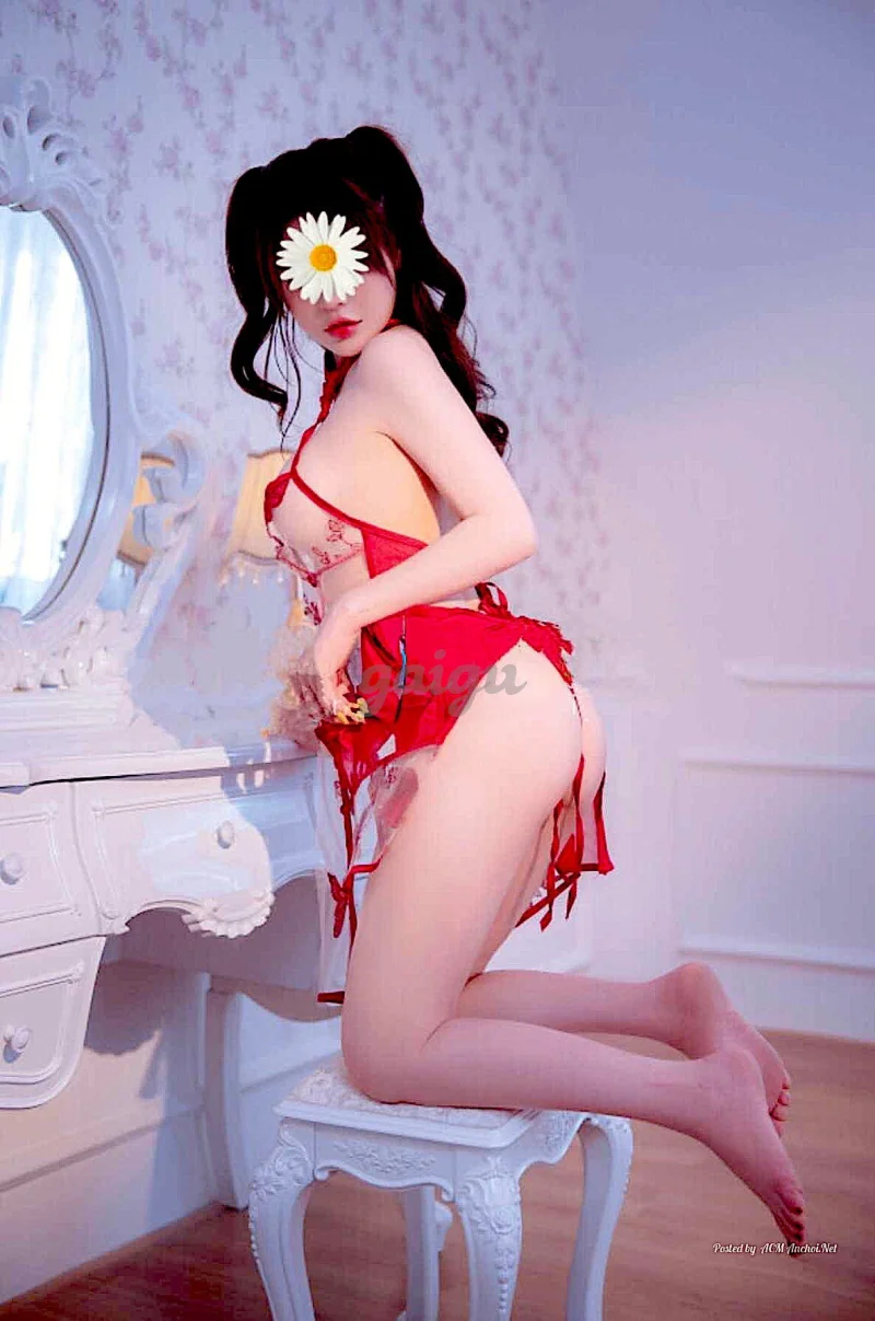 Mát Mịn, LÀN DA MỊN MÀNG, MÔNG CĂNG MẨY, LÀM TÌNH HẾT MÌNH QUÊN LỖI VỀ