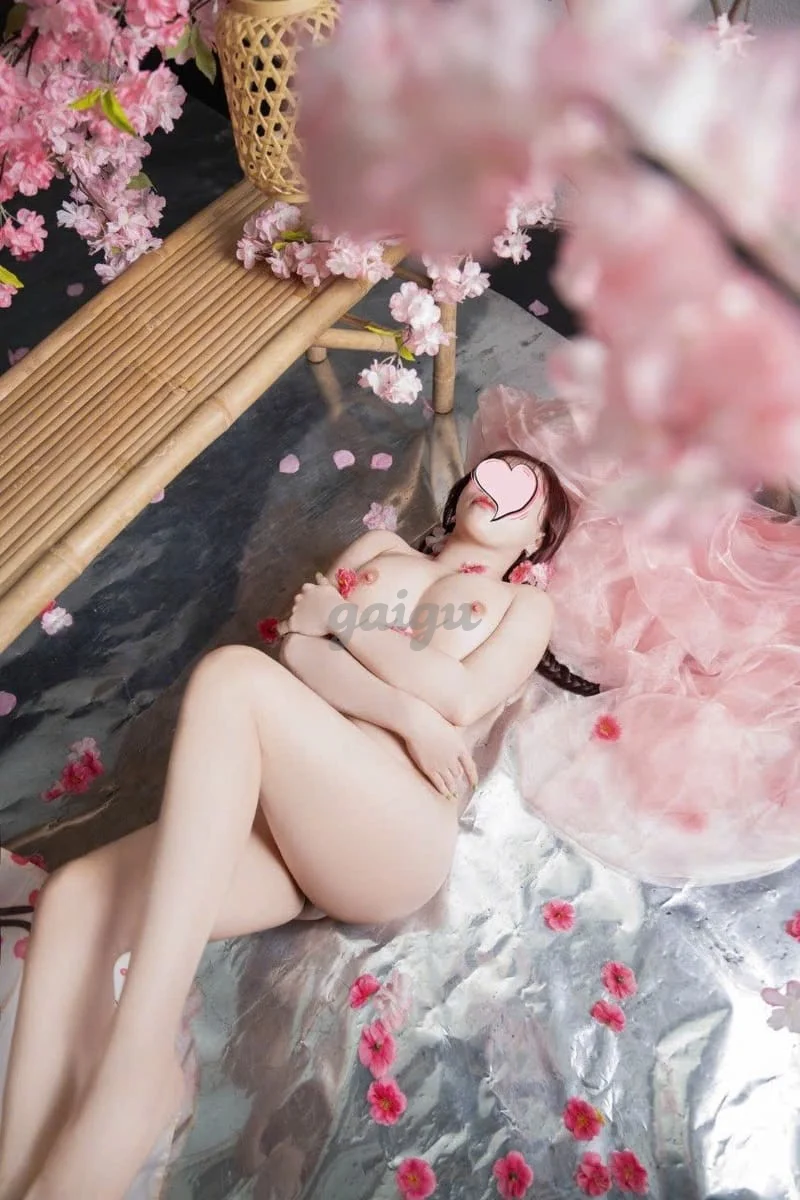 ✨MỸ TIÊN✨ hàng ngon vú to, mông mẩy, ăn mặc gợi cảm, làm việc nhiệt tình, chăm chỉ