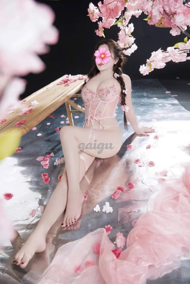 ✨ MỸ LINH ✨– GÁI NHÀ LÀNH CỰC CHIỀU KHÁCH TÌNH CẢM HÊT NẤC